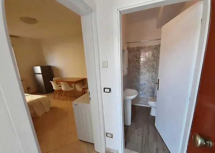 A Due Passi Dal Mare 公寓 切里亚莱