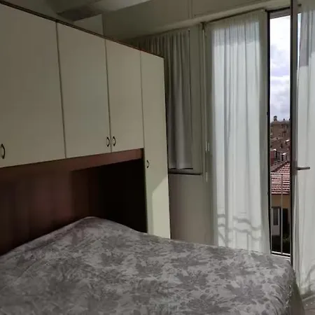 A Due Passi Dal Mare Apartment *
